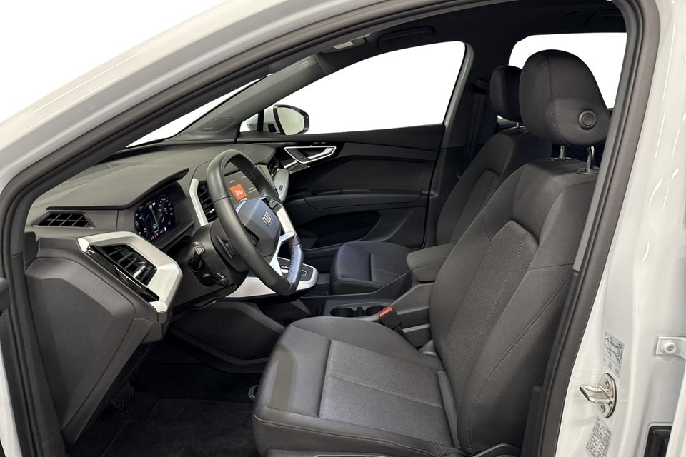 Audi Q4 e-tron 45 Progress 5d