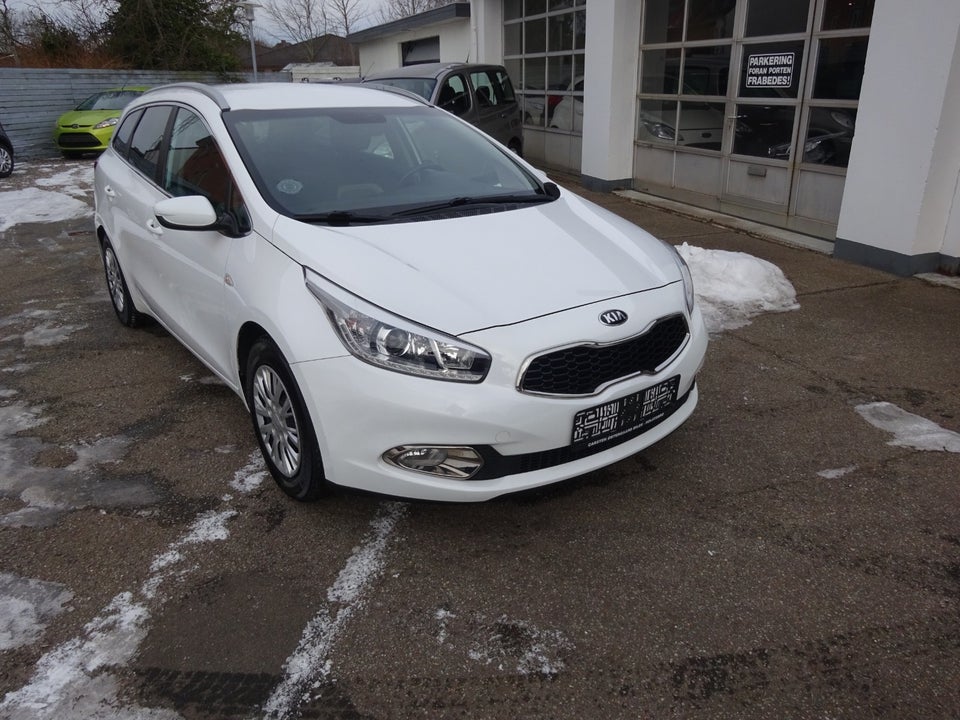 Kia Ceed 1,4 CVVT Spring SW 5d
