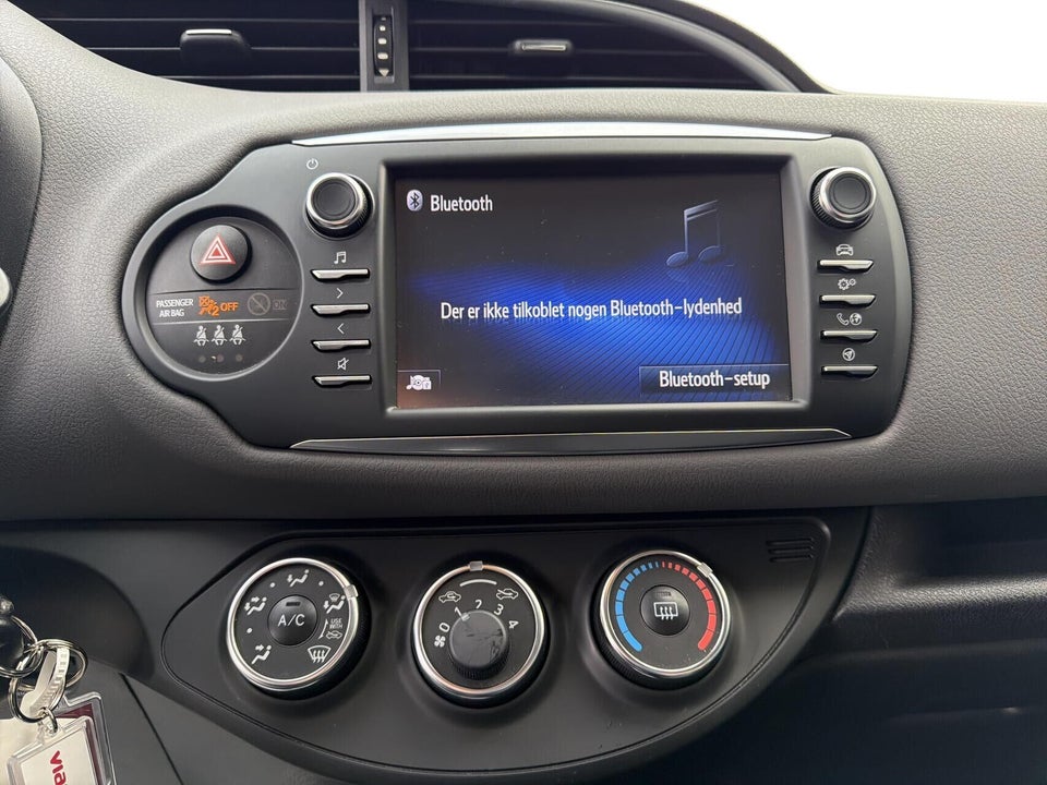 Toyota Yaris 1,0 VVT-i T2 5d