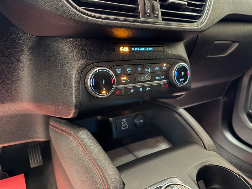 Ford Kuga 2,5 PHEV ST-Line X CVT 5d
