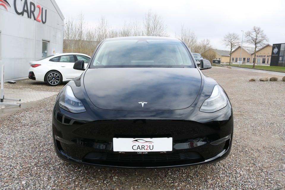 Tesla Model Y Long Range AWD 5d