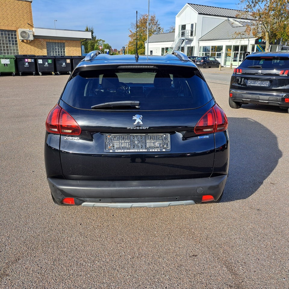 Peugeot 2008 1,2 VTi 82 Allure 5d