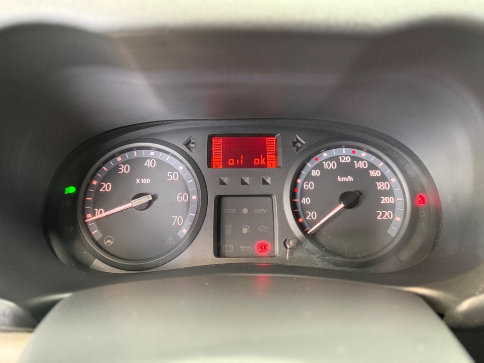Renault Clio II 1,2 8V Storia 3d