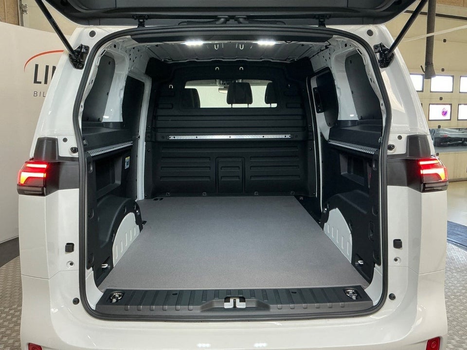 VW ID.Buzz 79 Cargo Pro