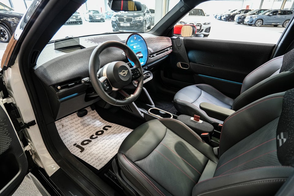 MINI Cooper SE JCW Trim M 3d