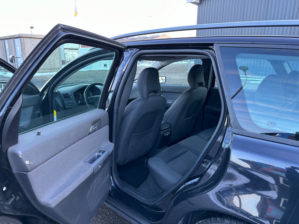 Volvo V50 1,8 Momentum 5d