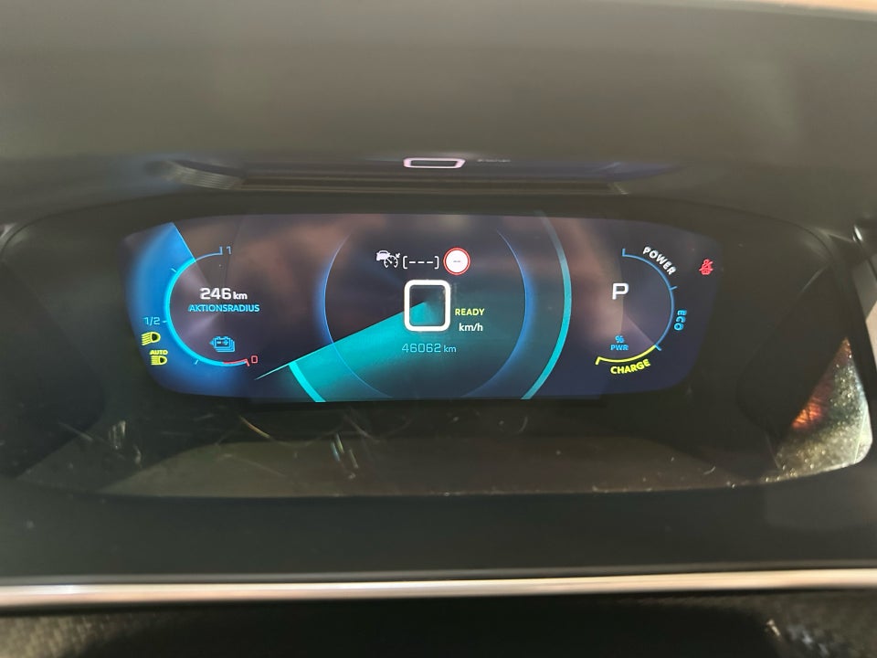 Peugeot e-2008 50 GT Sky 5d