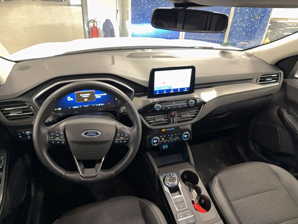 Ford Kuga 2,5 HEV Titanium X CVT 5d