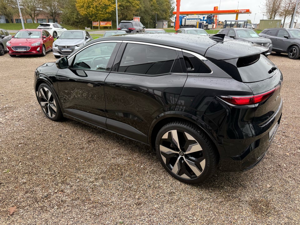 Renault Megane E-Tech 60 Techno 5d