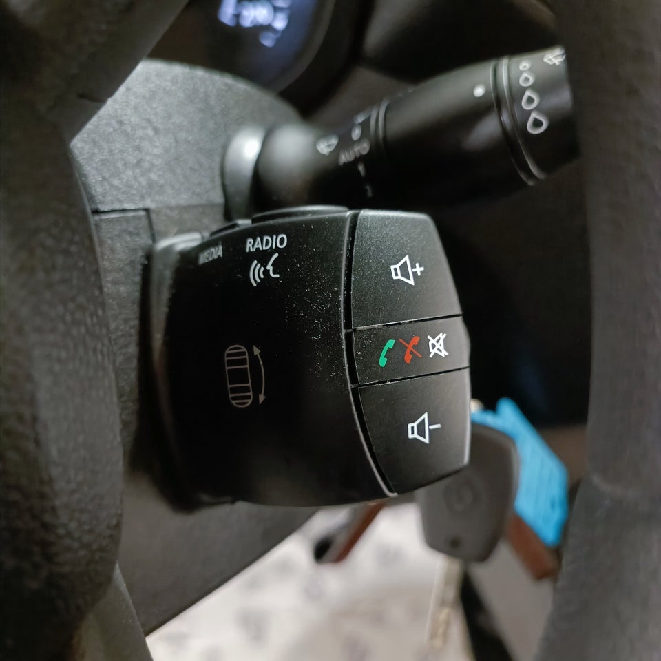 Renault Master IV T35 2,3 dCi 165 L3H2 Kassevogn RWD