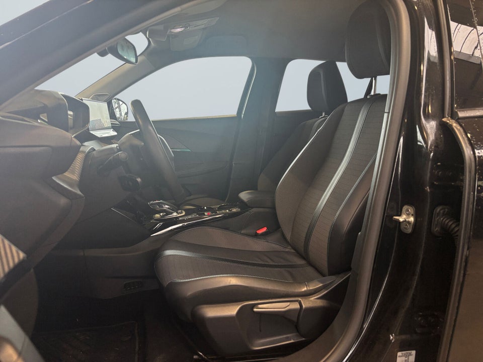 Peugeot e-2008 50 Allure Pack 5d