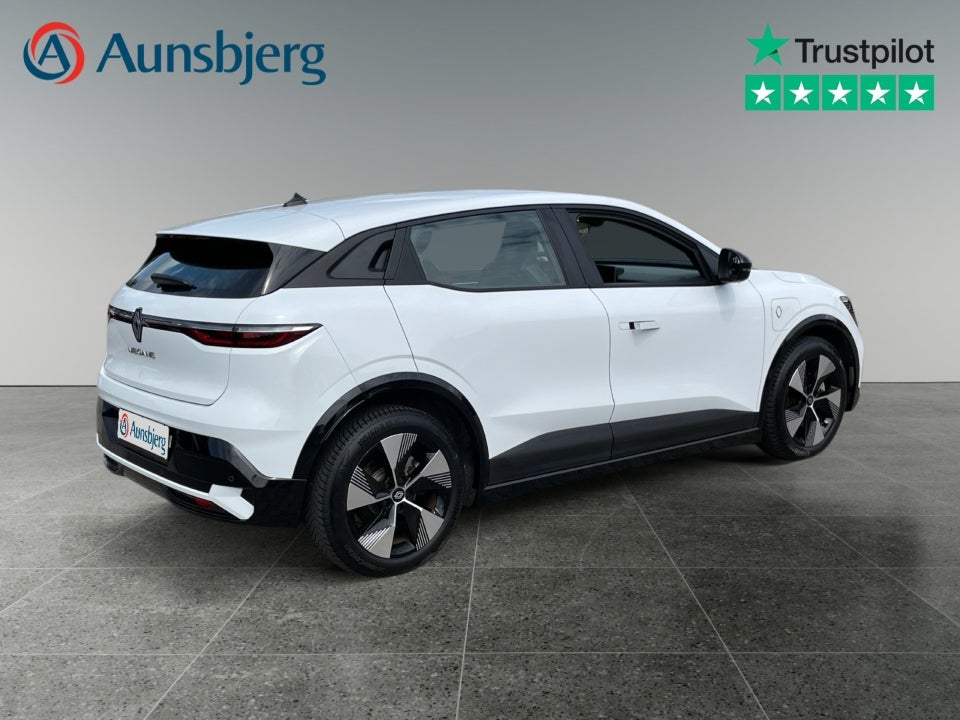 Renault Megane E-Tech 40 Equilibre 5d