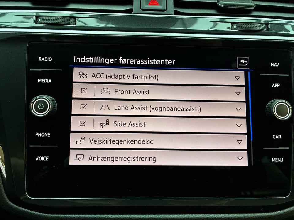 VW Tiguan 1,4 eHybrid Elegance DSG 5d