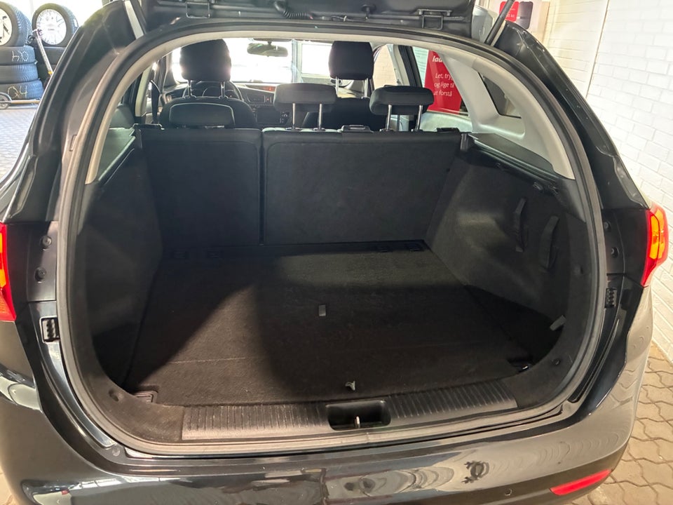 Kia Ceed 1,6 GDi Style SW 5d