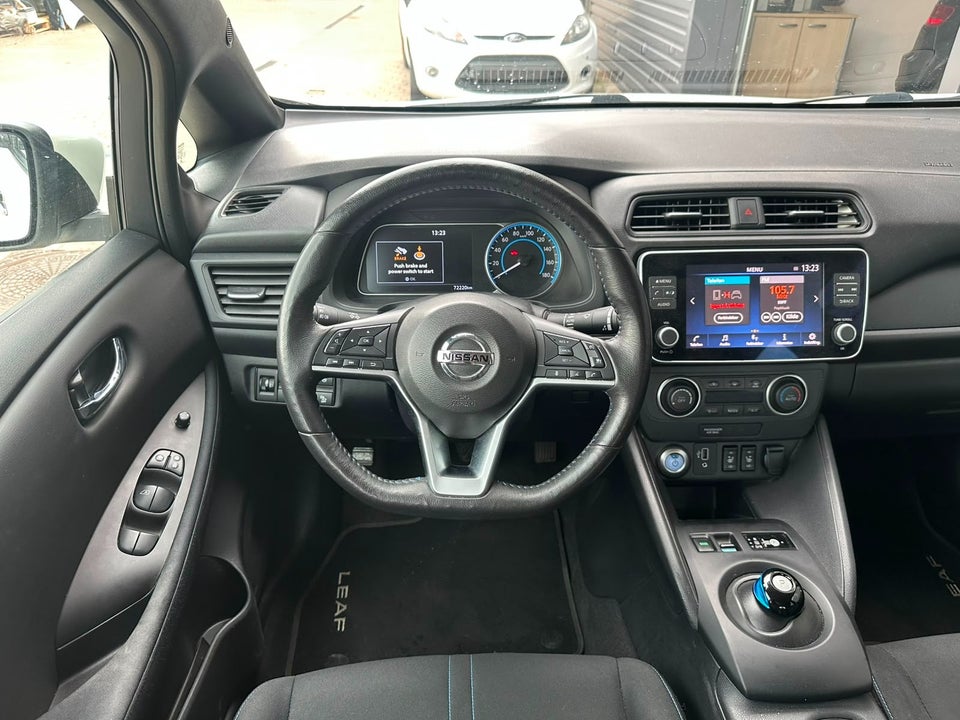 Nissan Leaf 40 Acenta 5d