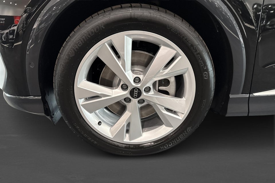 Audi Q4 e-tron 45 S-line 5d