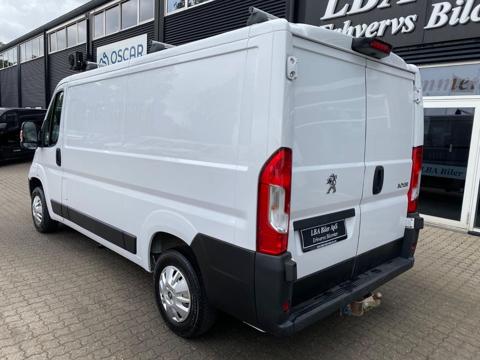 Peugeot Boxer 333 2,2 BlueHDi 140 L2H1 Premium