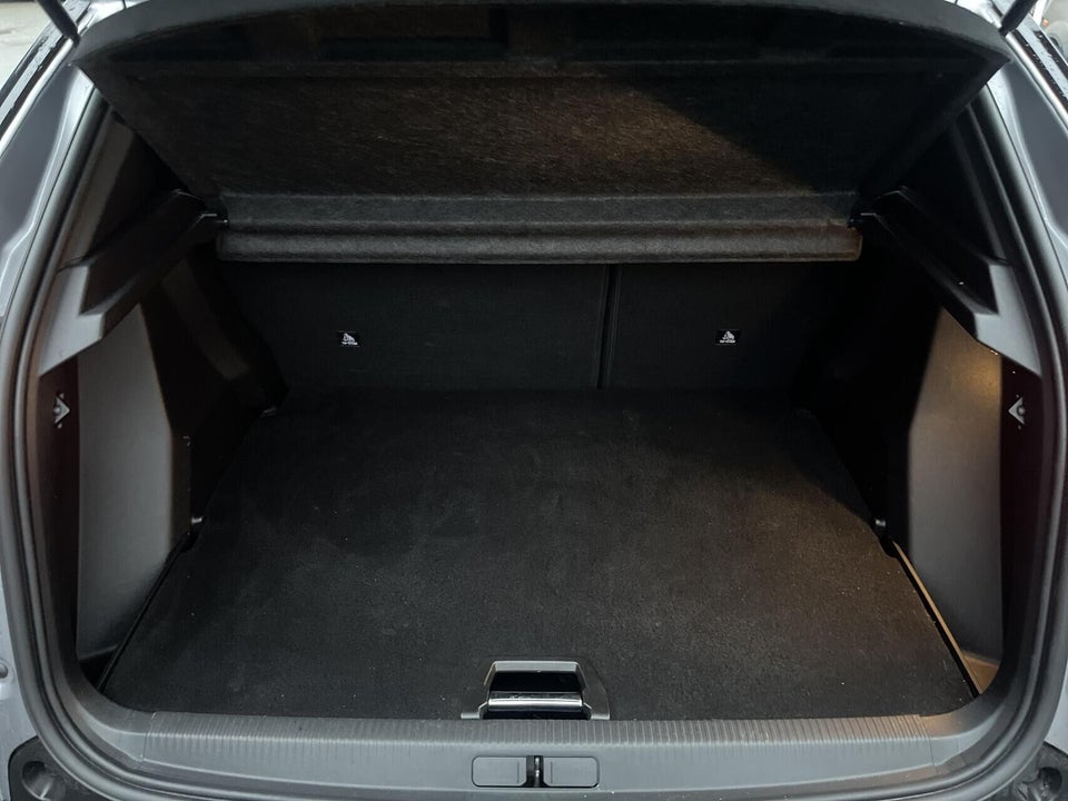 Peugeot e-2008 54 GT 5d