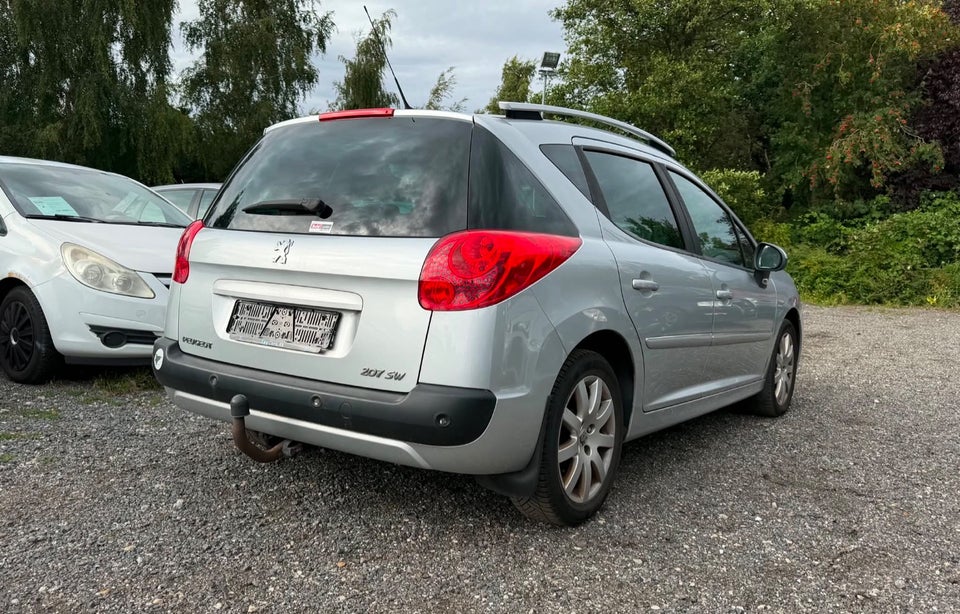 Peugeot 207 1,6 VTi Premium SW 5d