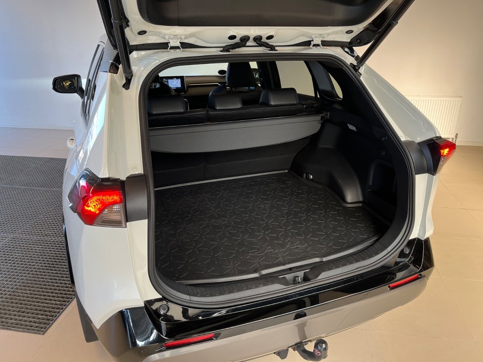 Toyota RAV4 2,5 Hybrid H3 Style MDS 5d