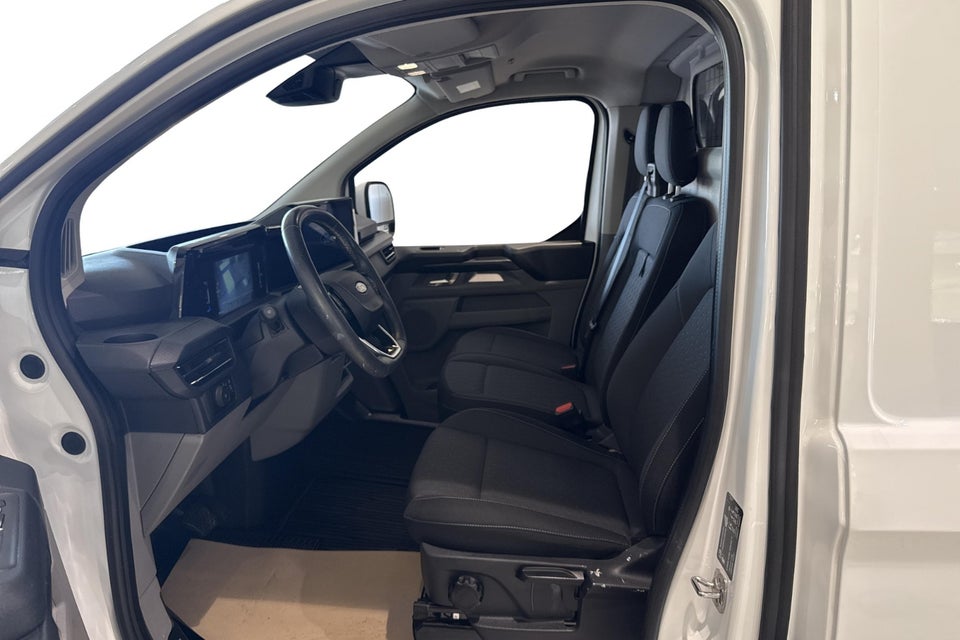 Ford Transit Custom 300L 2,0 EcoBlue Limited aut.