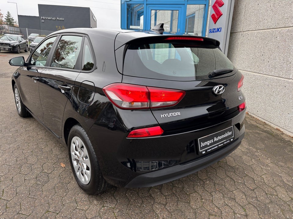 Hyundai i30 1,0 T-GDi Life 5d