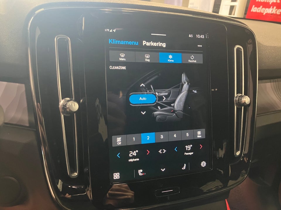 Volvo XC40 P6 ReCharge Core 5d