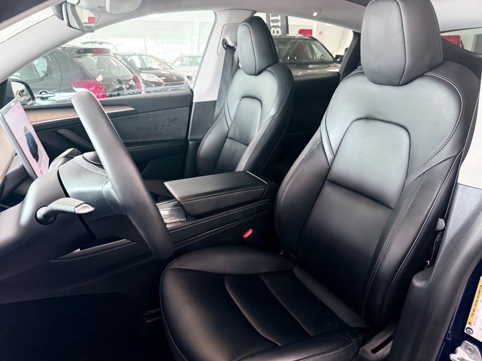 Tesla Model Y RWD 5d