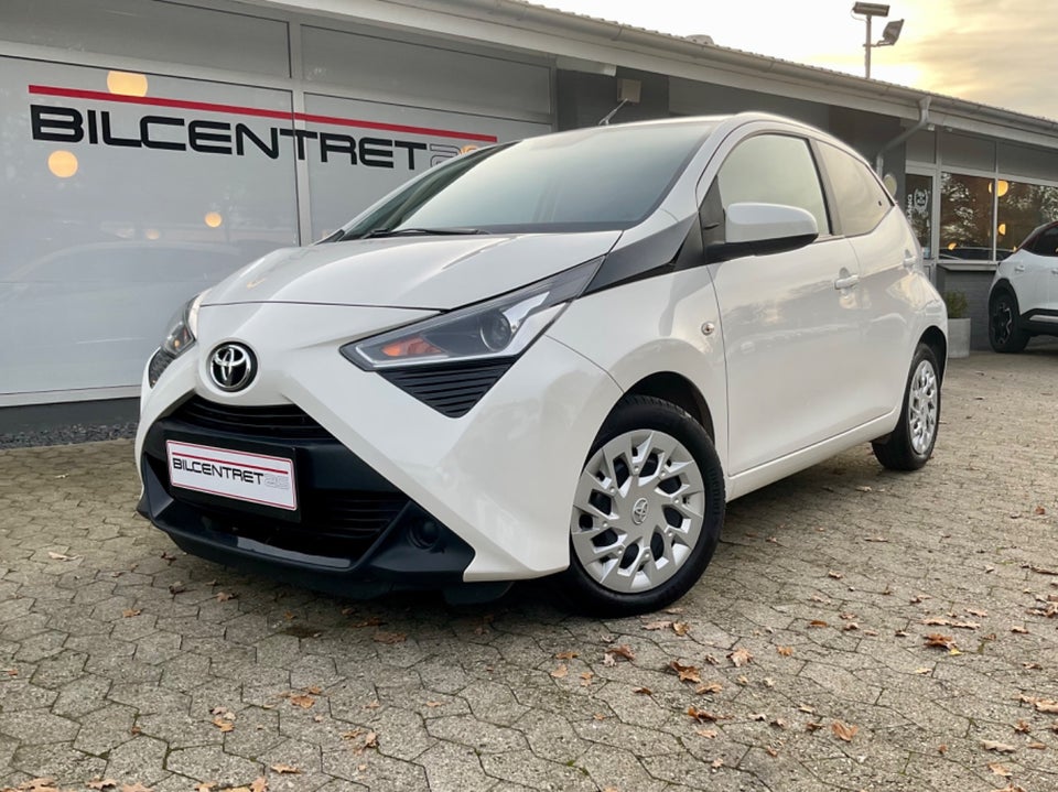 Toyota Aygo 1,0 VVT-i x-pression 5d