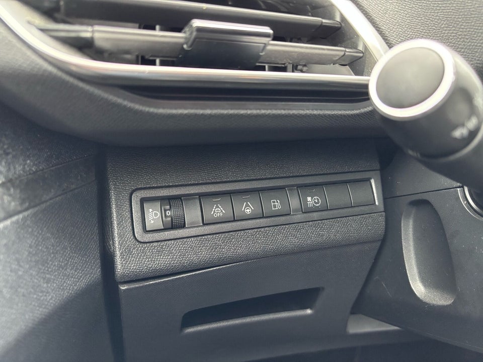 Peugeot 3008 1,6 Hybrid Selection Sport Limited EAT8 5d