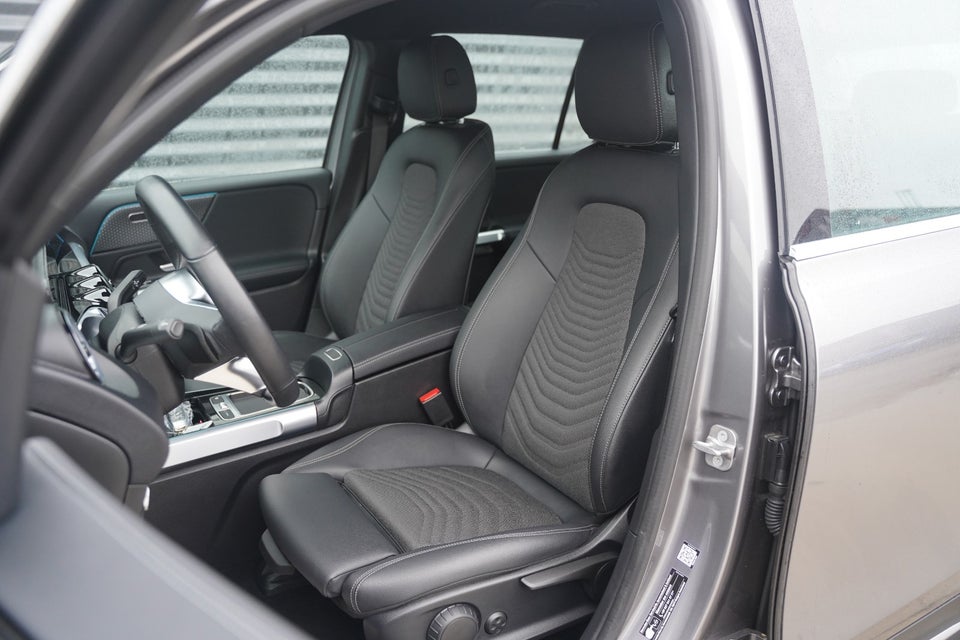 Mercedes EQB250+ Progressive 5d