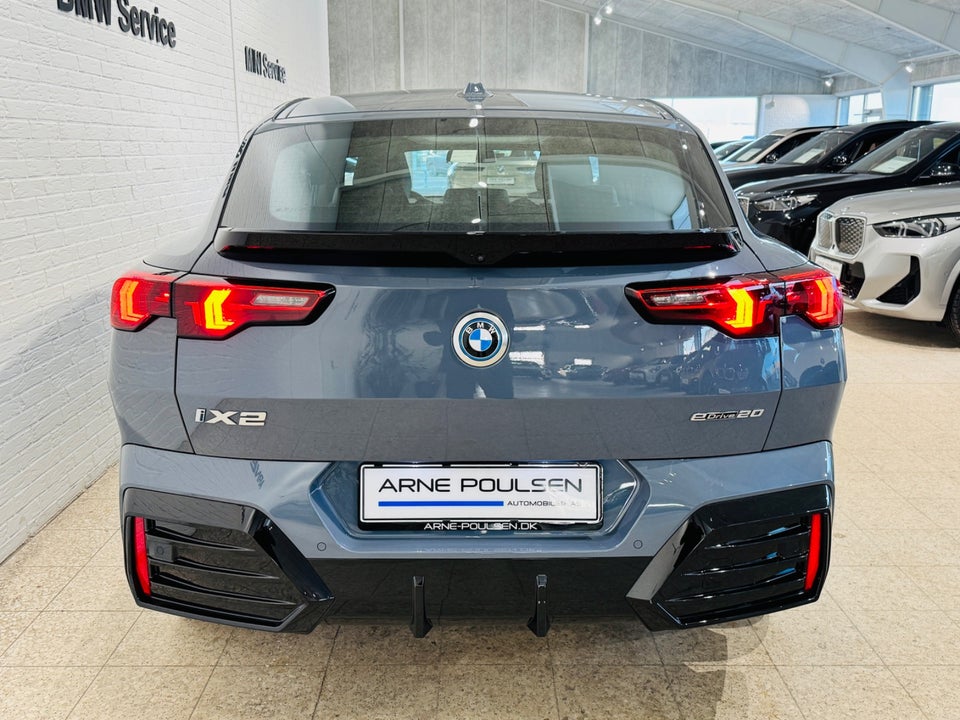 BMW iX2 eDrive20 M-Sport 5d