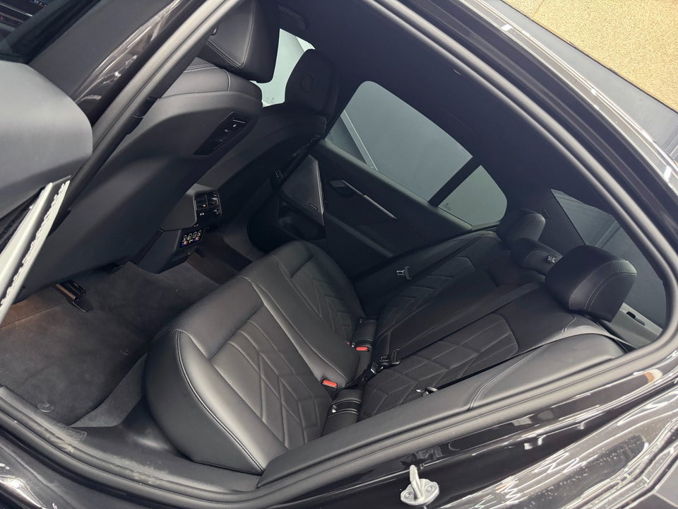 BMW i5 eDrive40 M-Sport 4d