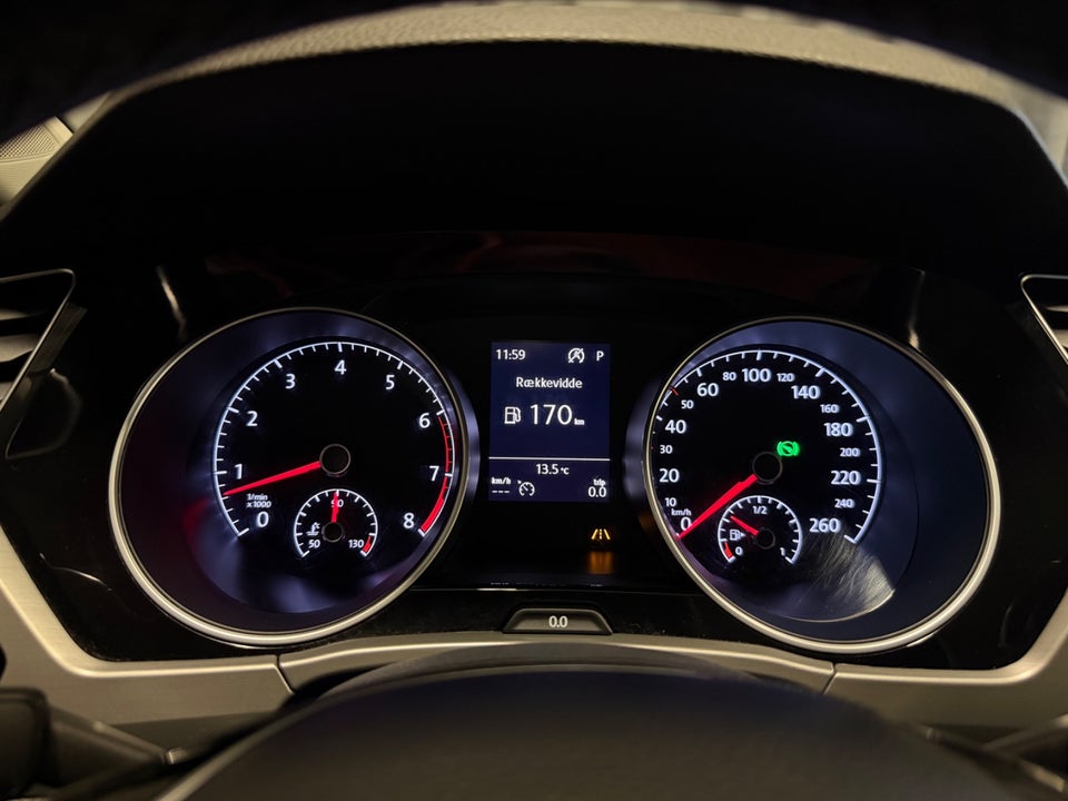 VW Touran 1,5 TSi 150 R-line DSG 7prs 5d