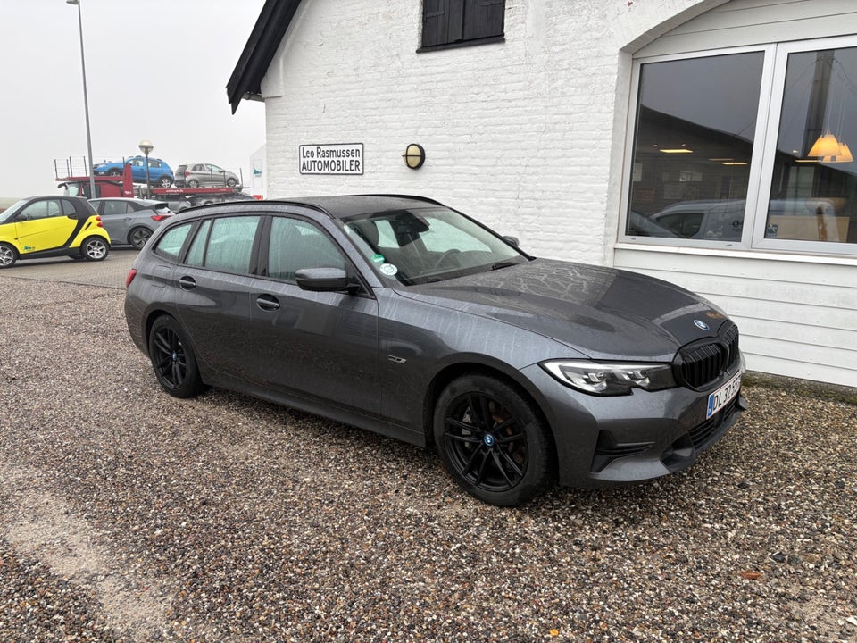 BMW 330e 2,0 Touring Sport Line aut. 5d