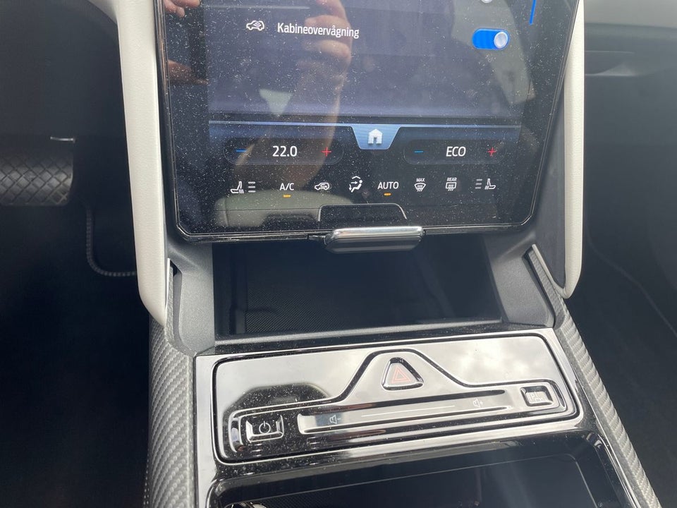 Ford Capri 84 Premium Extended Range AWD 5d