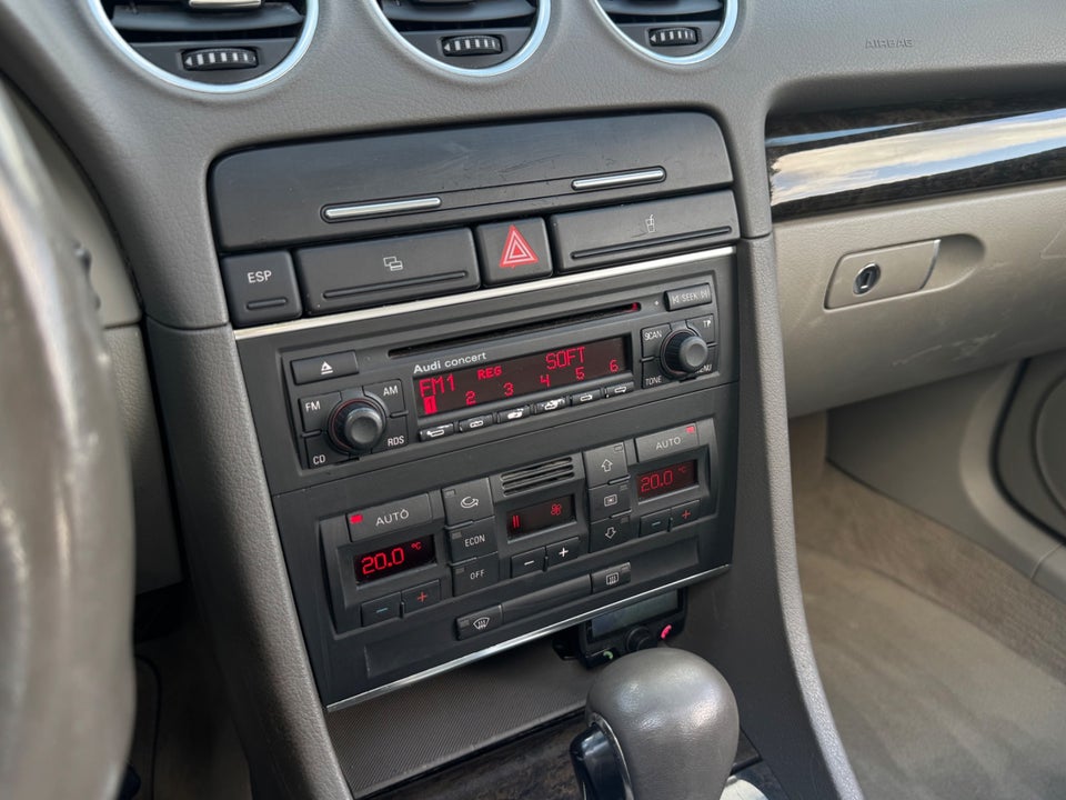 Audi A4 3,0 V6 Cabriolet Multitr. 2d