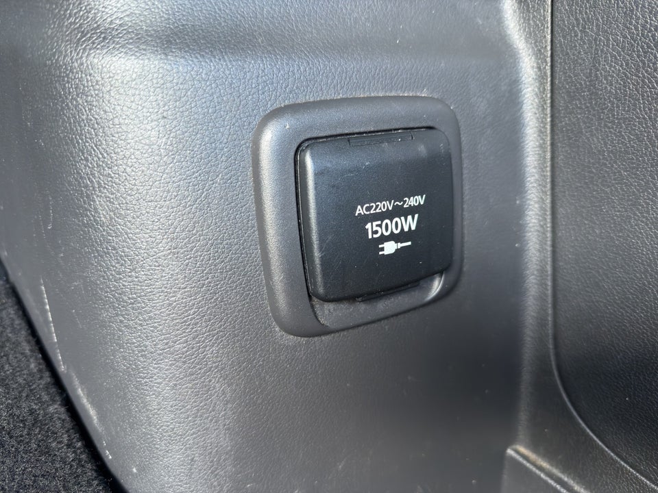 Mitsubishi Outlander 2,4 PHEV Instyle CVT 4WD 5d