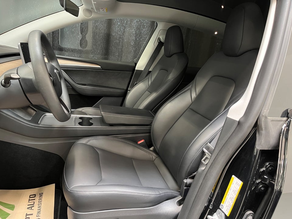 Tesla Model Y Long Range RWD 5d