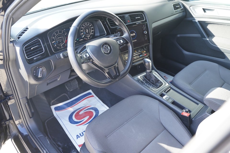 VW Golf VII 1,5 TSi 130 Comfortline DSG 5d