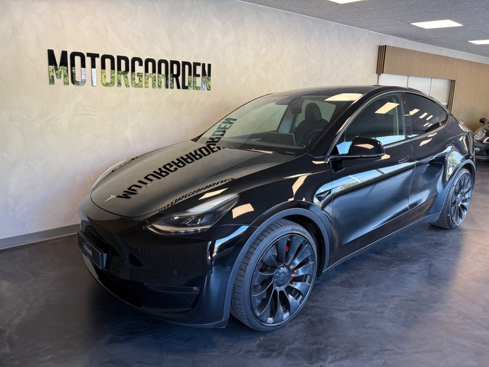 Tesla Model Y Performance AWD 5d