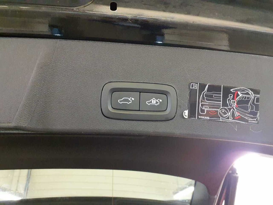 Volvo XC40 P6 ReCharge Plus 5d
