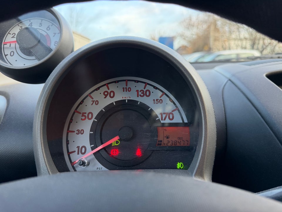 Peugeot 107 1,0 Active 5d