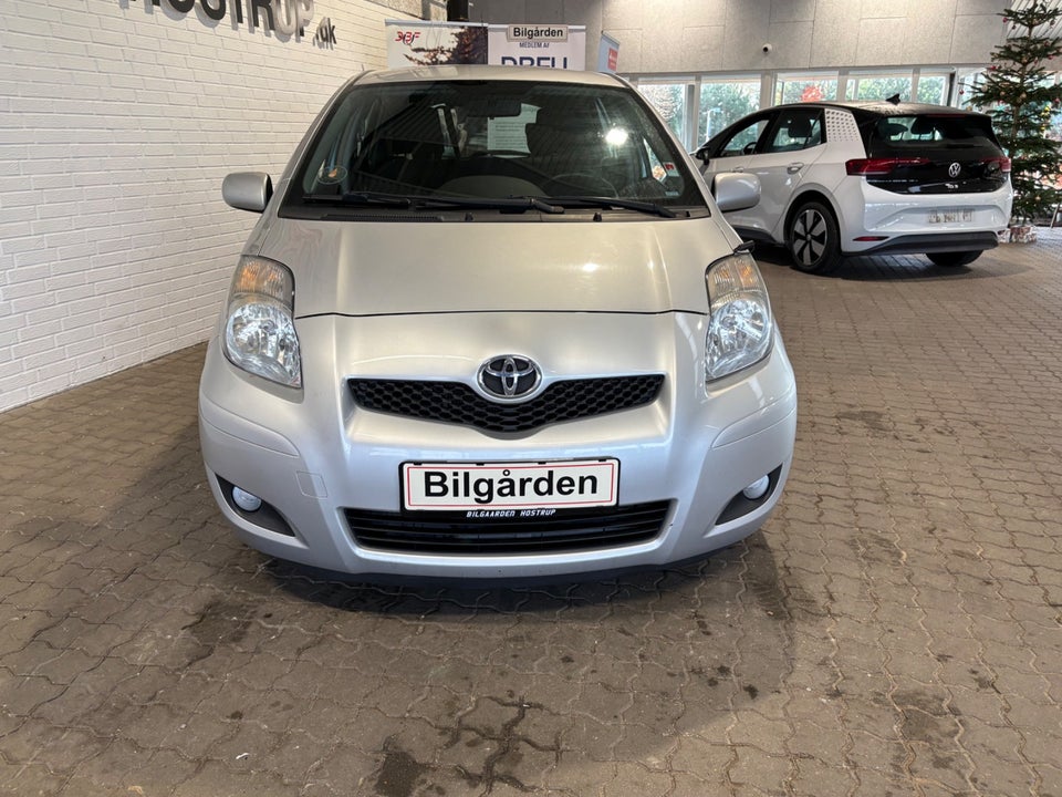 Toyota Yaris 1,3 T2 5d