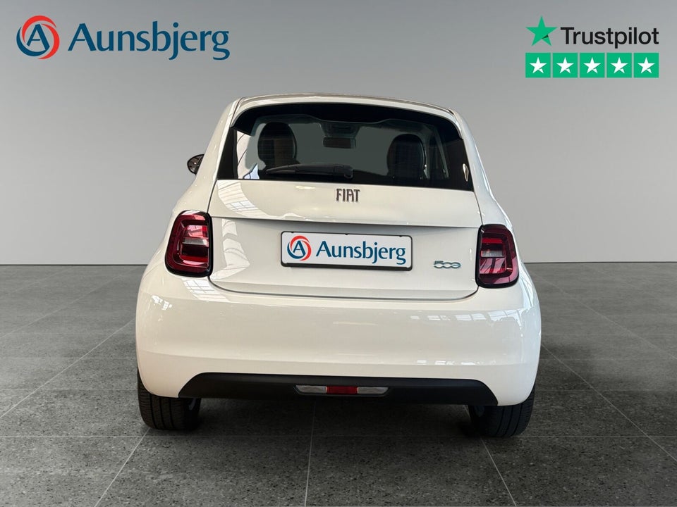 Fiat 500e 42 Icon 3d