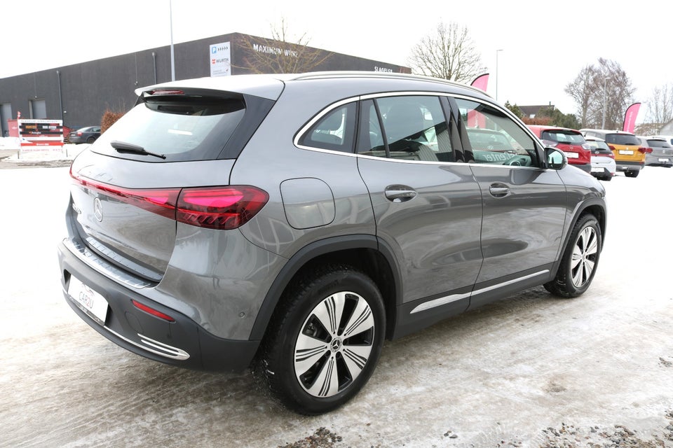 Mercedes EQA250+ 5d