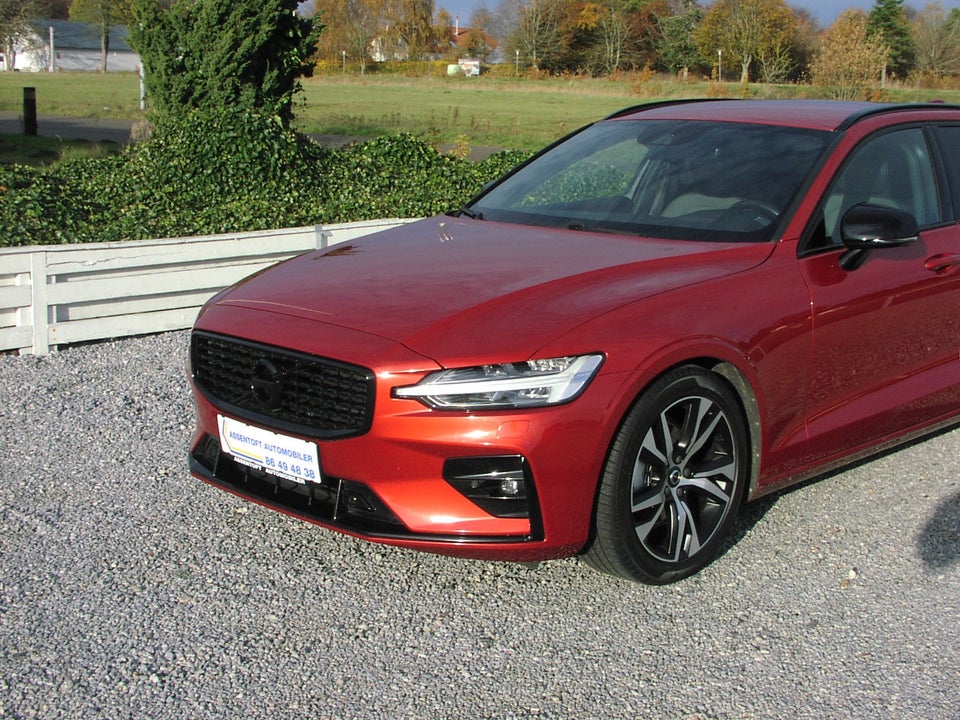 Volvo V60 2,0 D4 190 R-Design aut. 5d