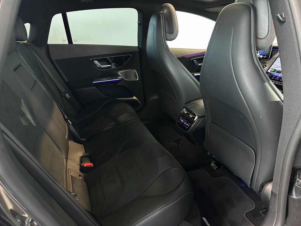 Mercedes EQE350 AMG Line 4d