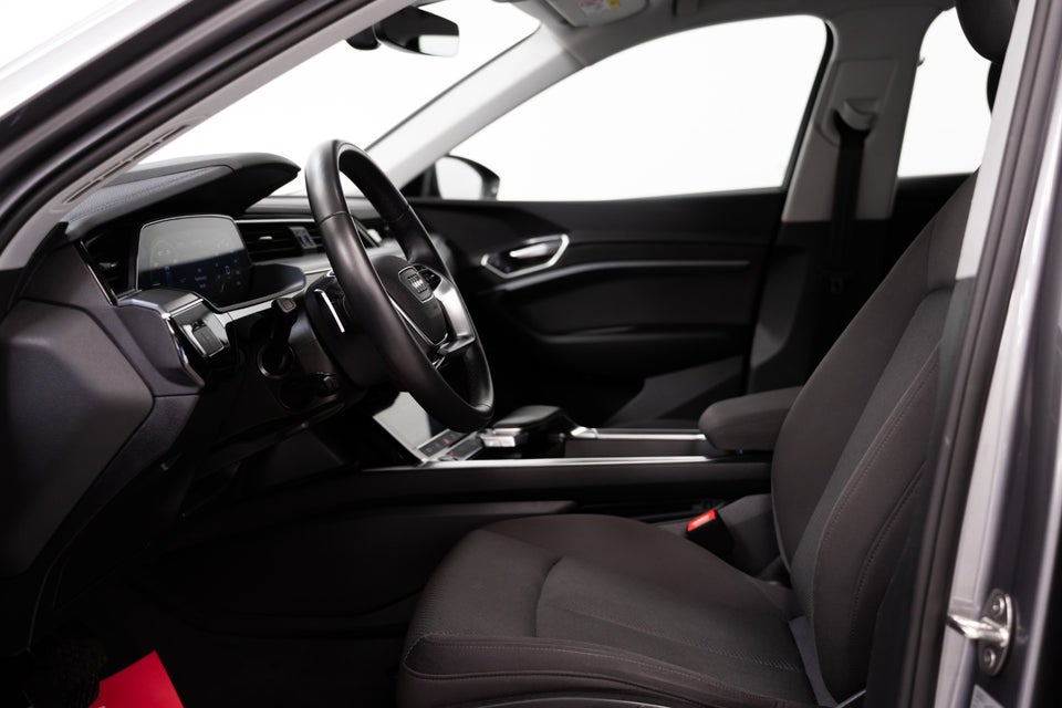 Audi e-tron 50 quattro 5d