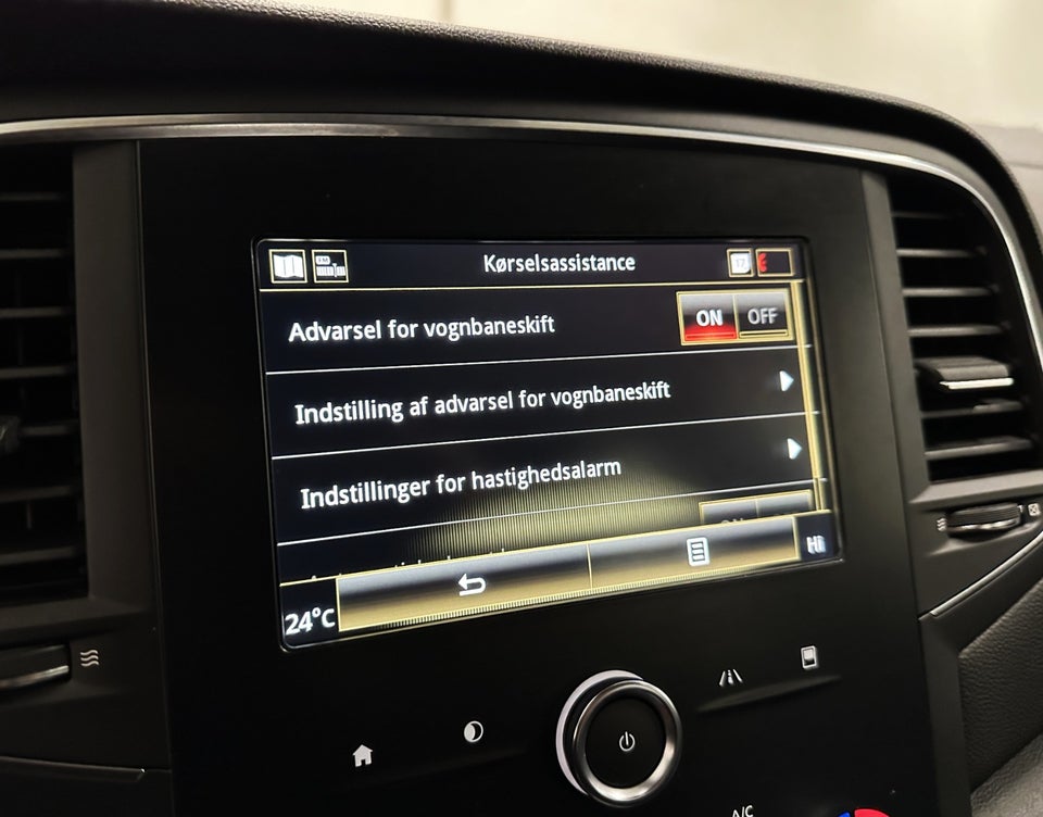 Renault Megane IV 1,3 TCe 140 Zen Sport Tourer EDC 5d